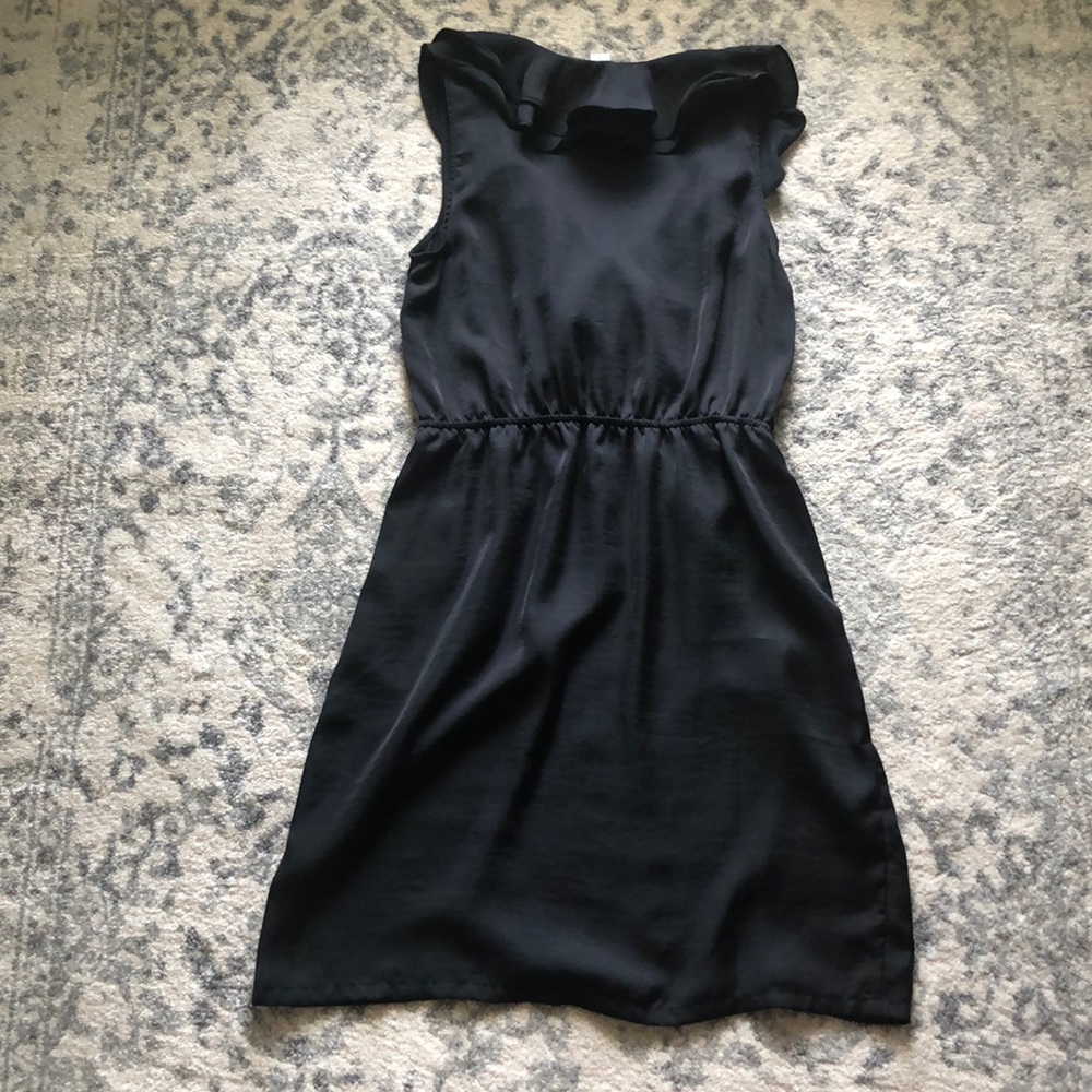 Old navy dress - Picture 4 of 8